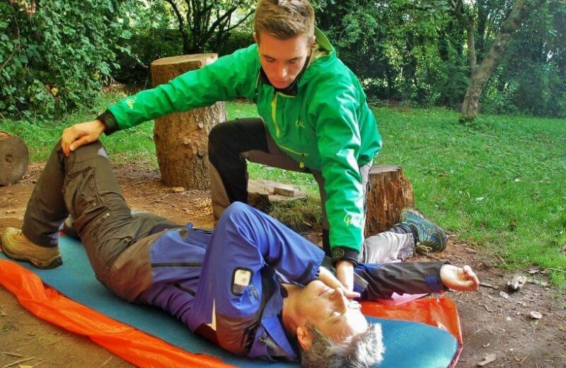 Outdoor-First-Aid-Course